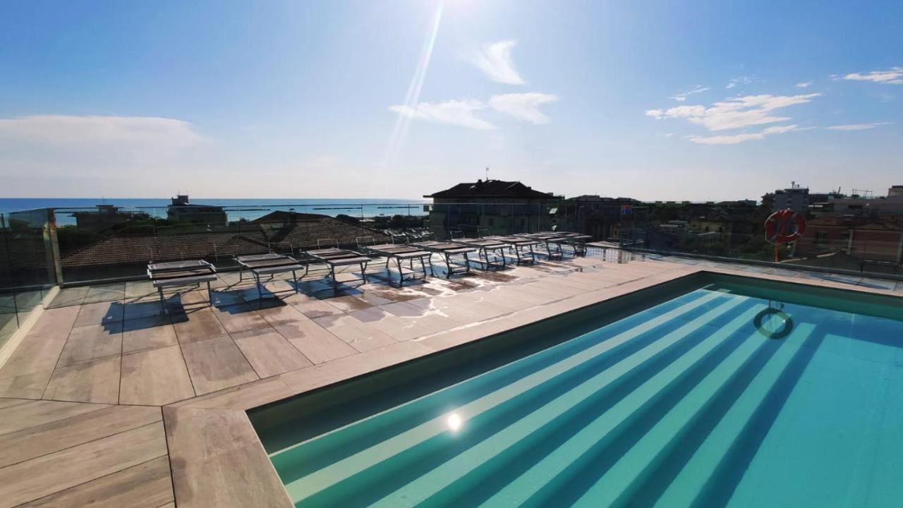 Residence Aries Cesenatico Exterior photo